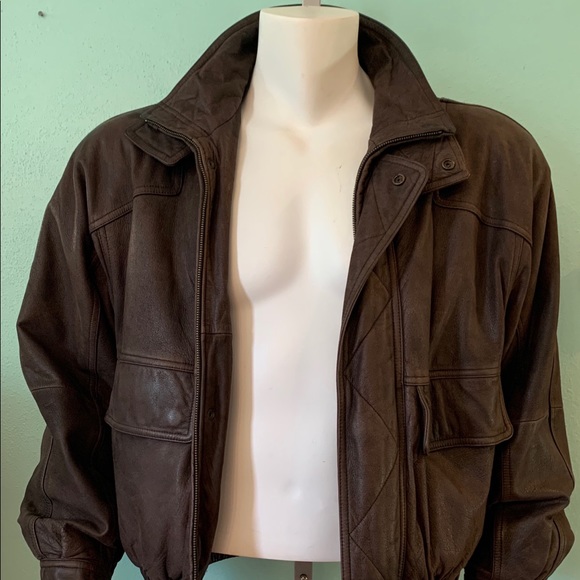 Leather jacket - Picture 4 of 8